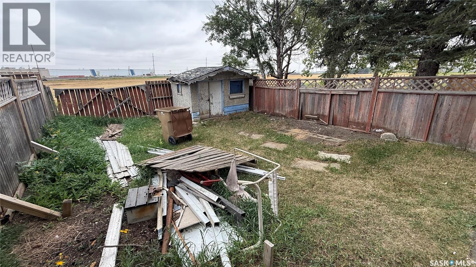Photo 15 of 161 161 Rothwell Crescent, Regina SK