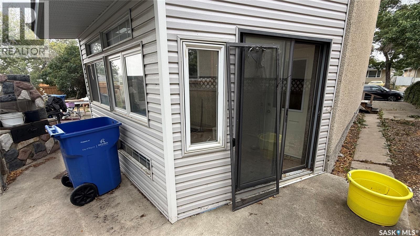 Photo 18 of 161 161 Rothwell Crescent, Regina SK