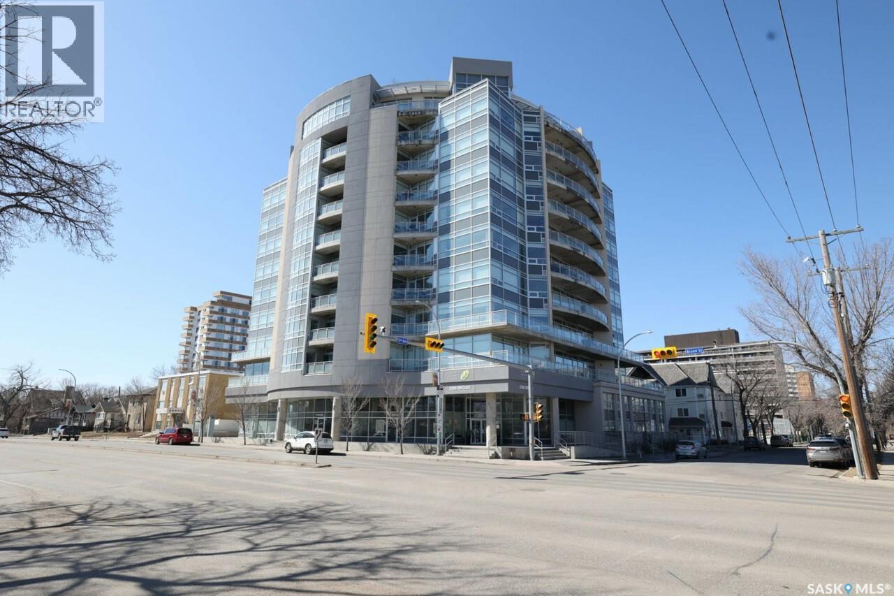 Photo 1 of 207 2300 Broad Street, Regina SK