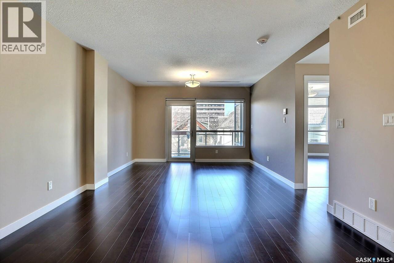 Photo 11 of 207 2300 Broad Street, Regina SK