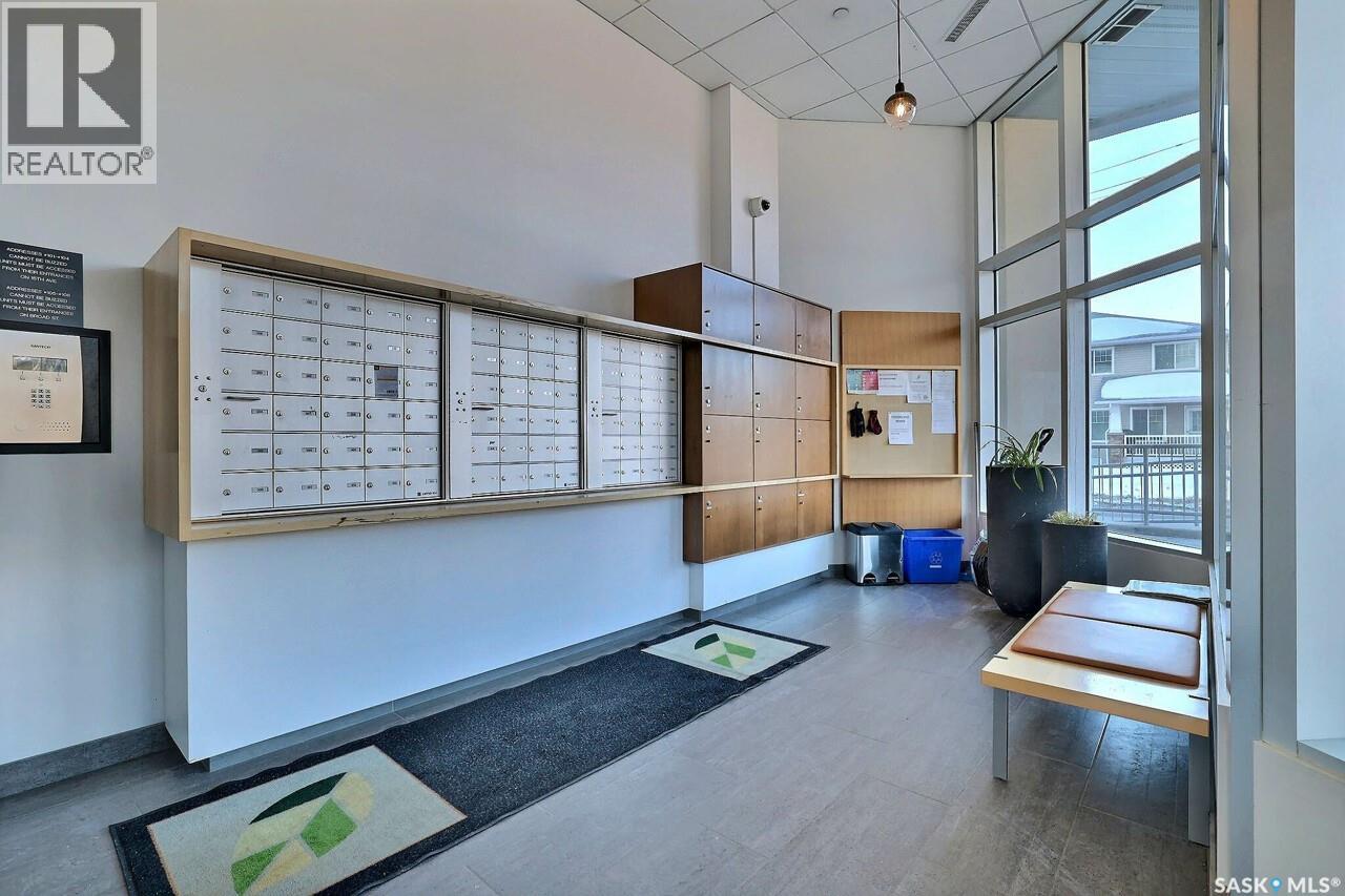 Photo 4 of 207 2300 Broad Street, Regina SK