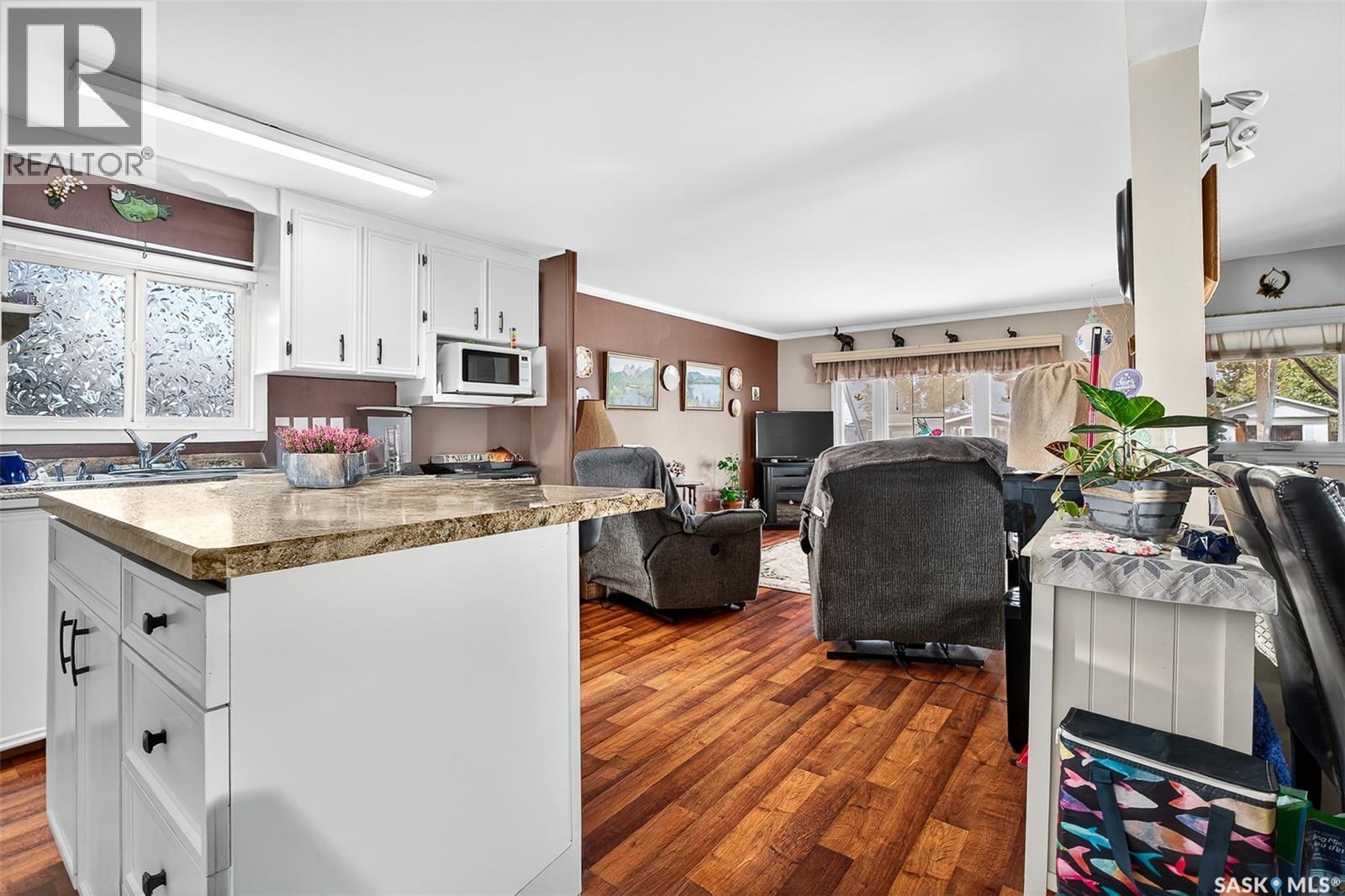 Photo 16 of B 19 1455 9th Avenue Ne, Moose Jaw SK