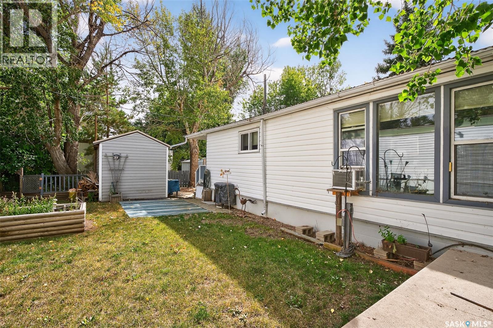 Photo 37 of B 19 1455 9th Avenue Ne, Moose Jaw SK