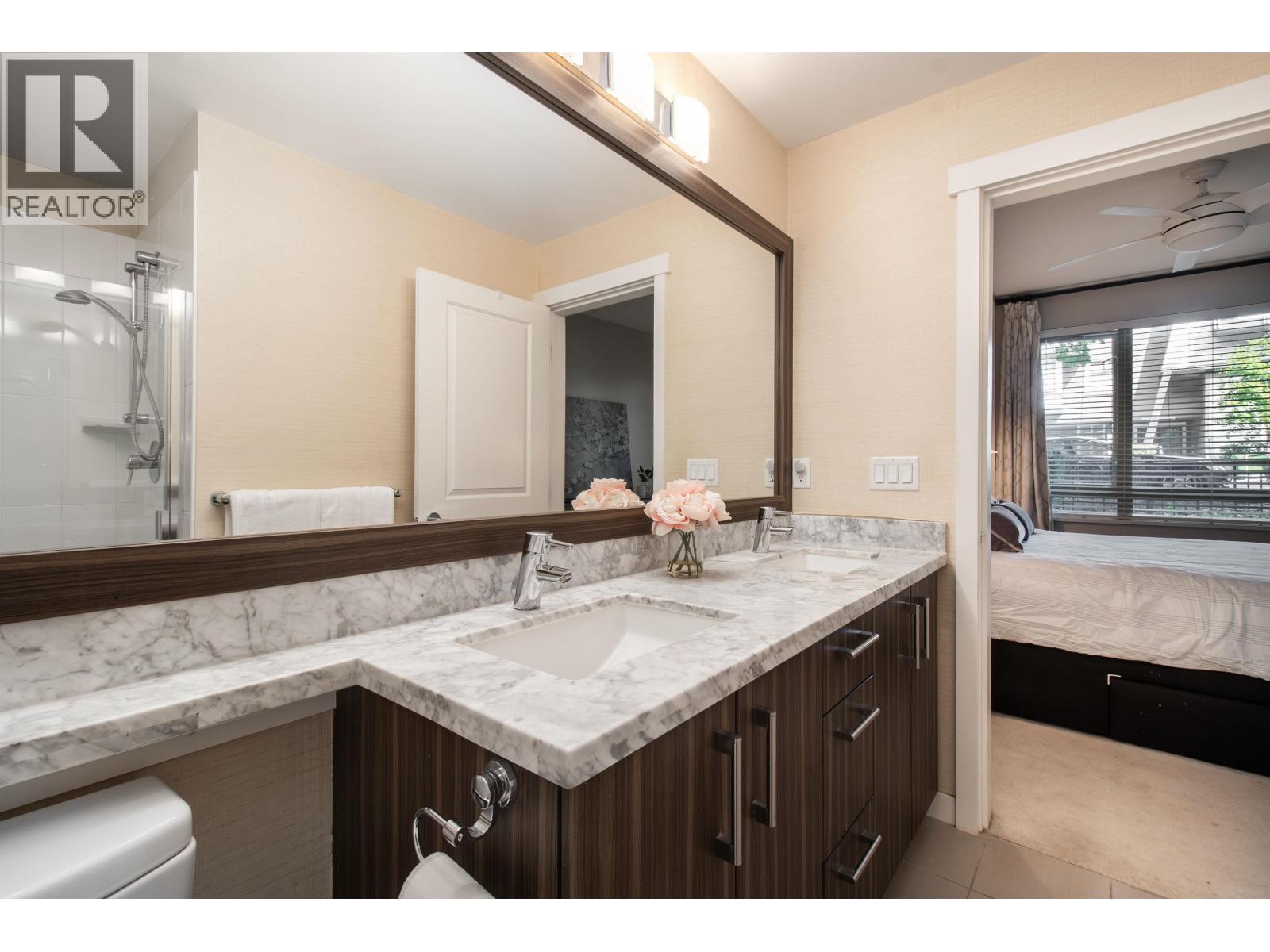 Photo 21 of 116 119 W 22nd Street, North Vancouver BC