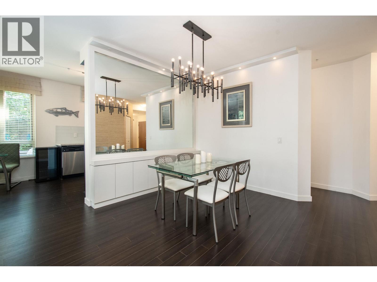 Photo 7 of 116 119 W 22nd Street, North Vancouver BC