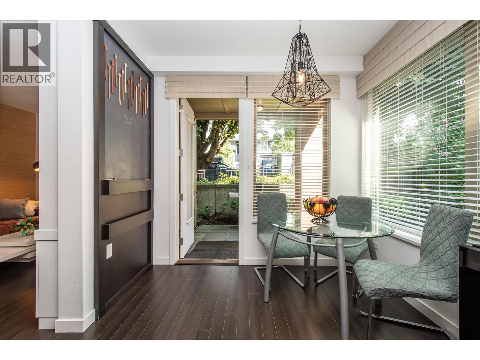 Photo 12 of 116 119 W 22nd Street, North Vancouver BC