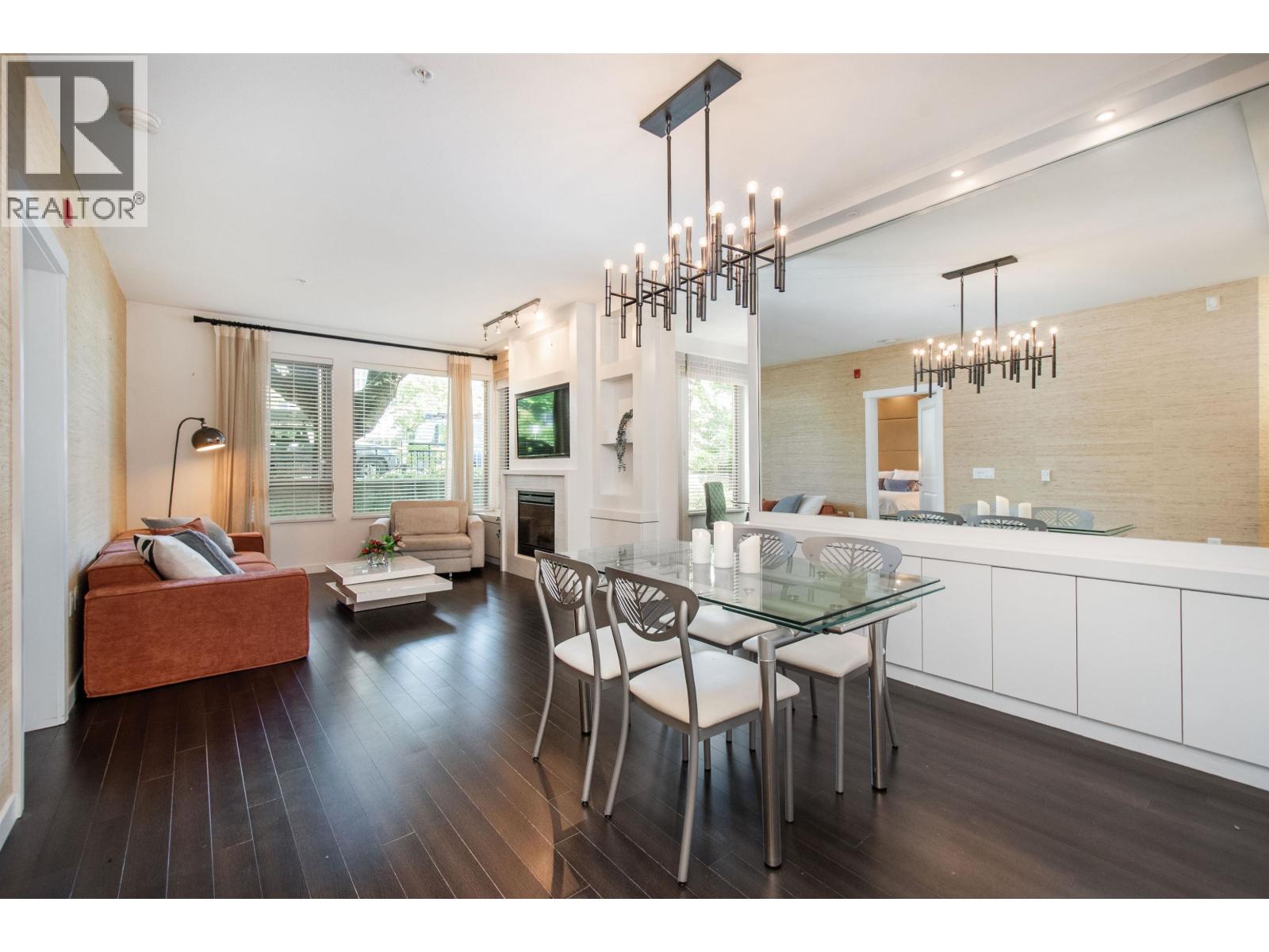 Photo 5 of 116 119 W 22nd Street, North Vancouver BC