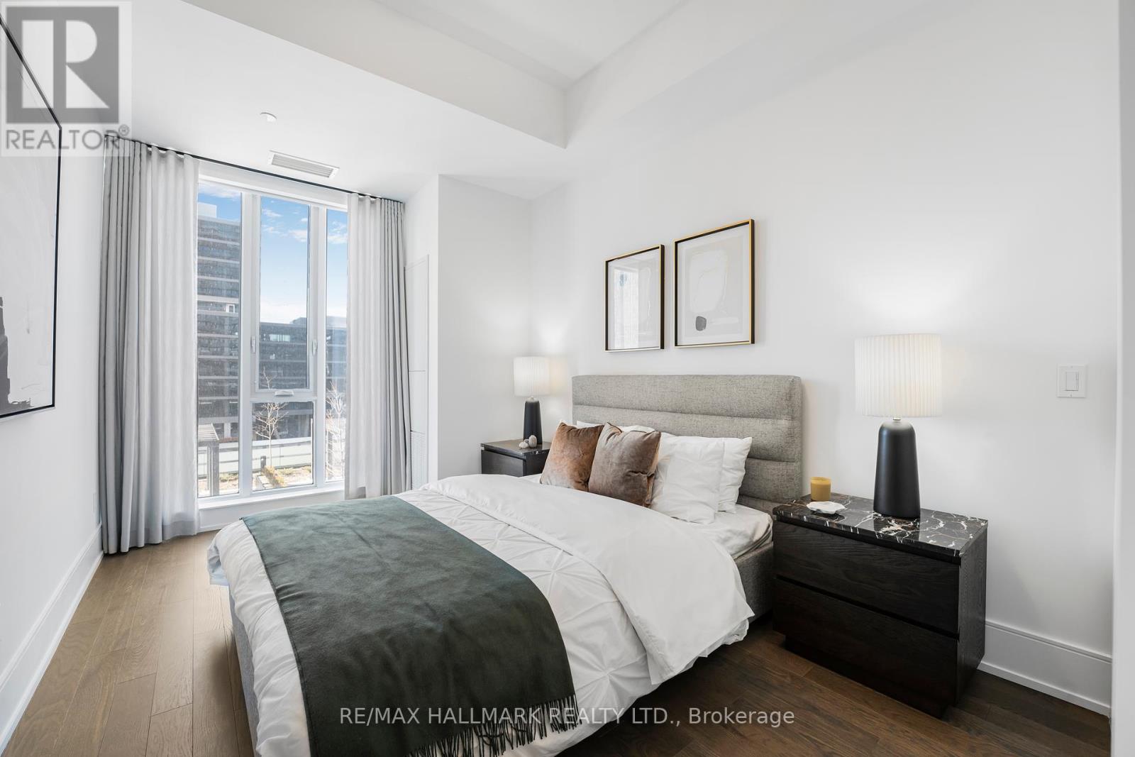 Photo 16 of 516 480 Front Street W, Toronto ON