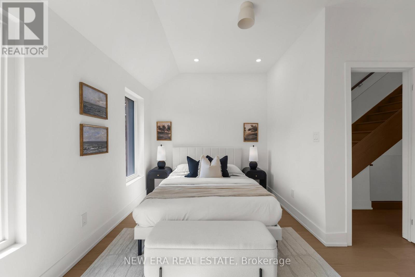 Photo 19 of 113 Bellwoods Avenue, Toronto ON