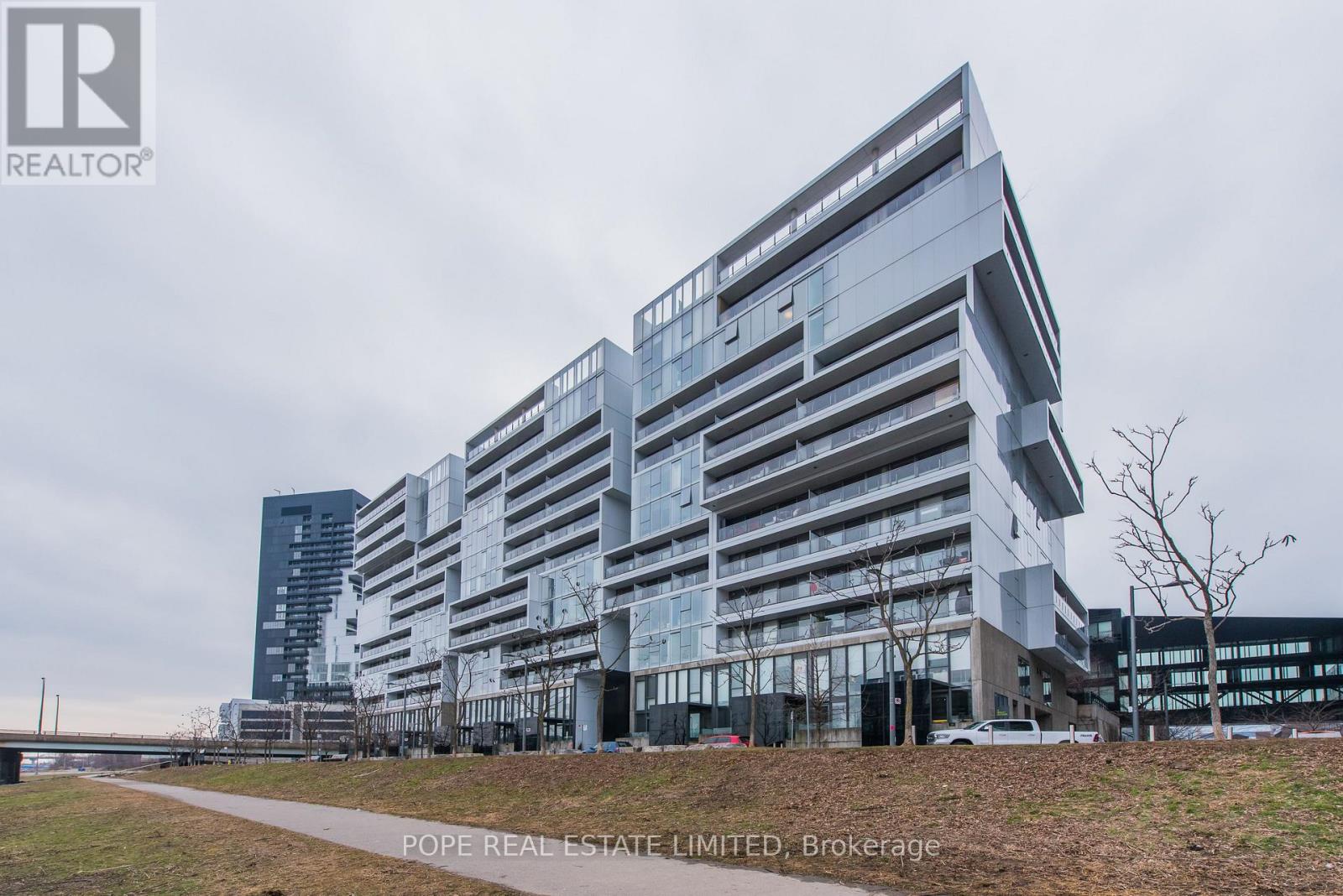 Photo 32 of 1203 32 Trolley Crescent, Toronto ON