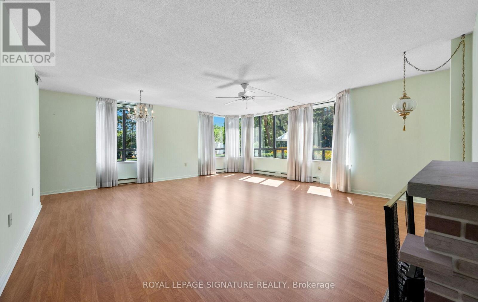 Photo 12 of 115 255 The Donway W, Toronto ON