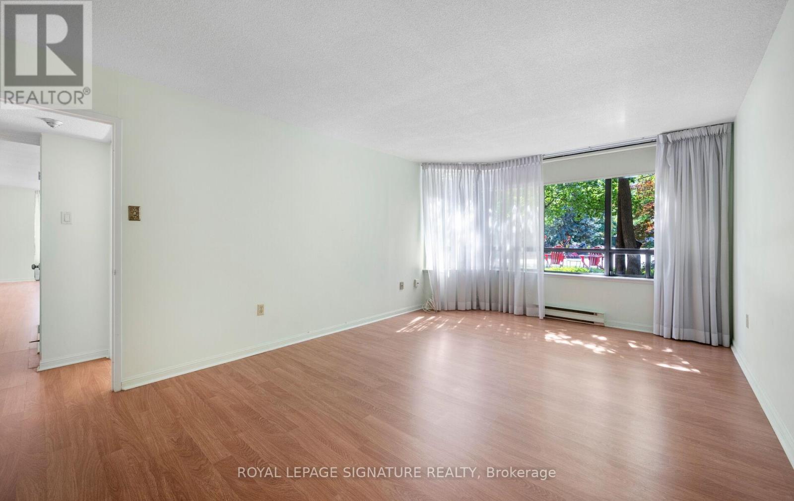 Photo 32 of 115 255 The Donway W, Toronto ON