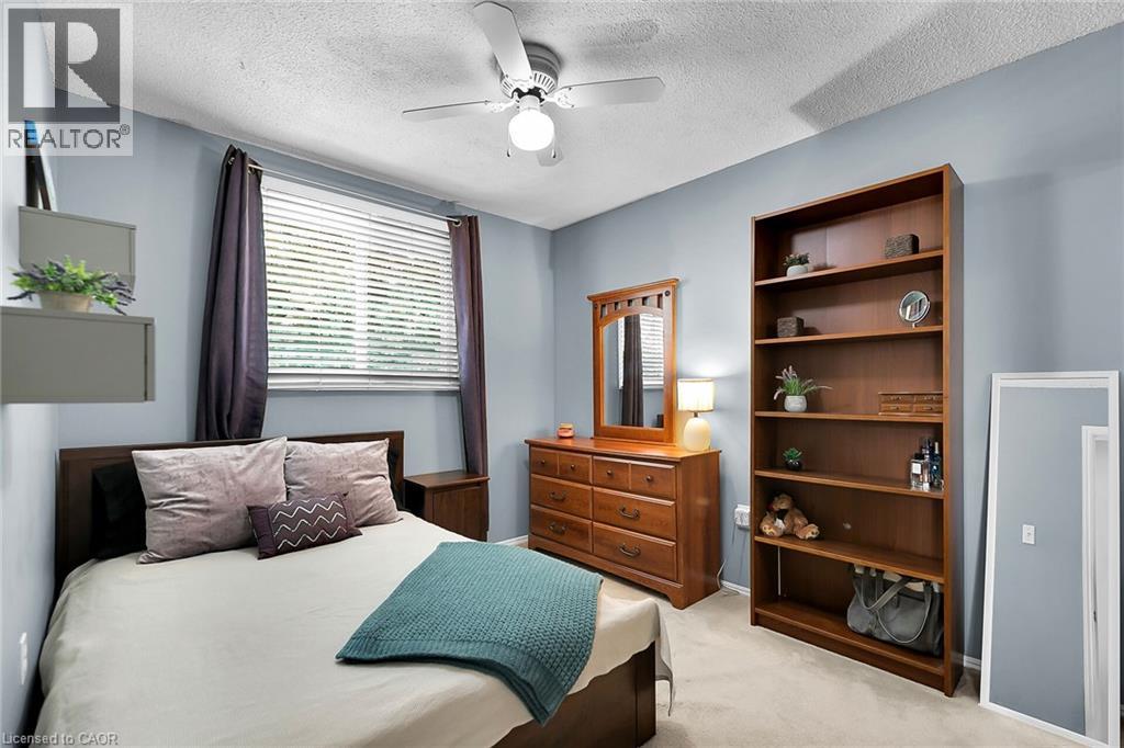 Photo 24 of 2005 Canning Court, Burlington ON
