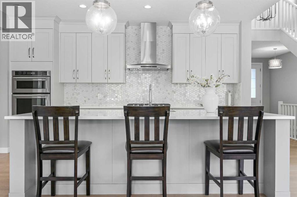 Photo 10 of 224 Cranbrook Drive Se, Calgary AB