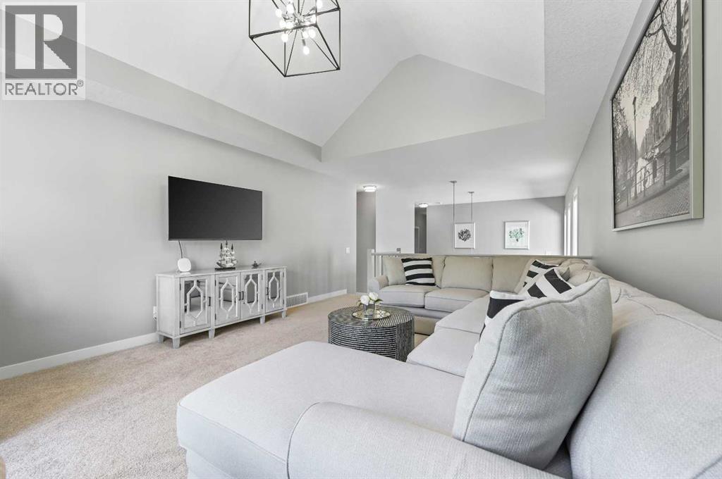 Photo 24 of 224 Cranbrook Drive Se, Calgary AB