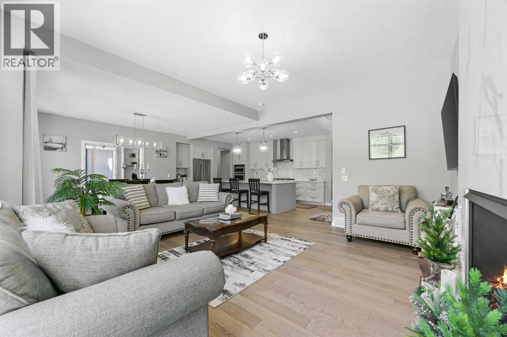 Photo 8 of 224 Cranbrook Drive Se, Calgary AB