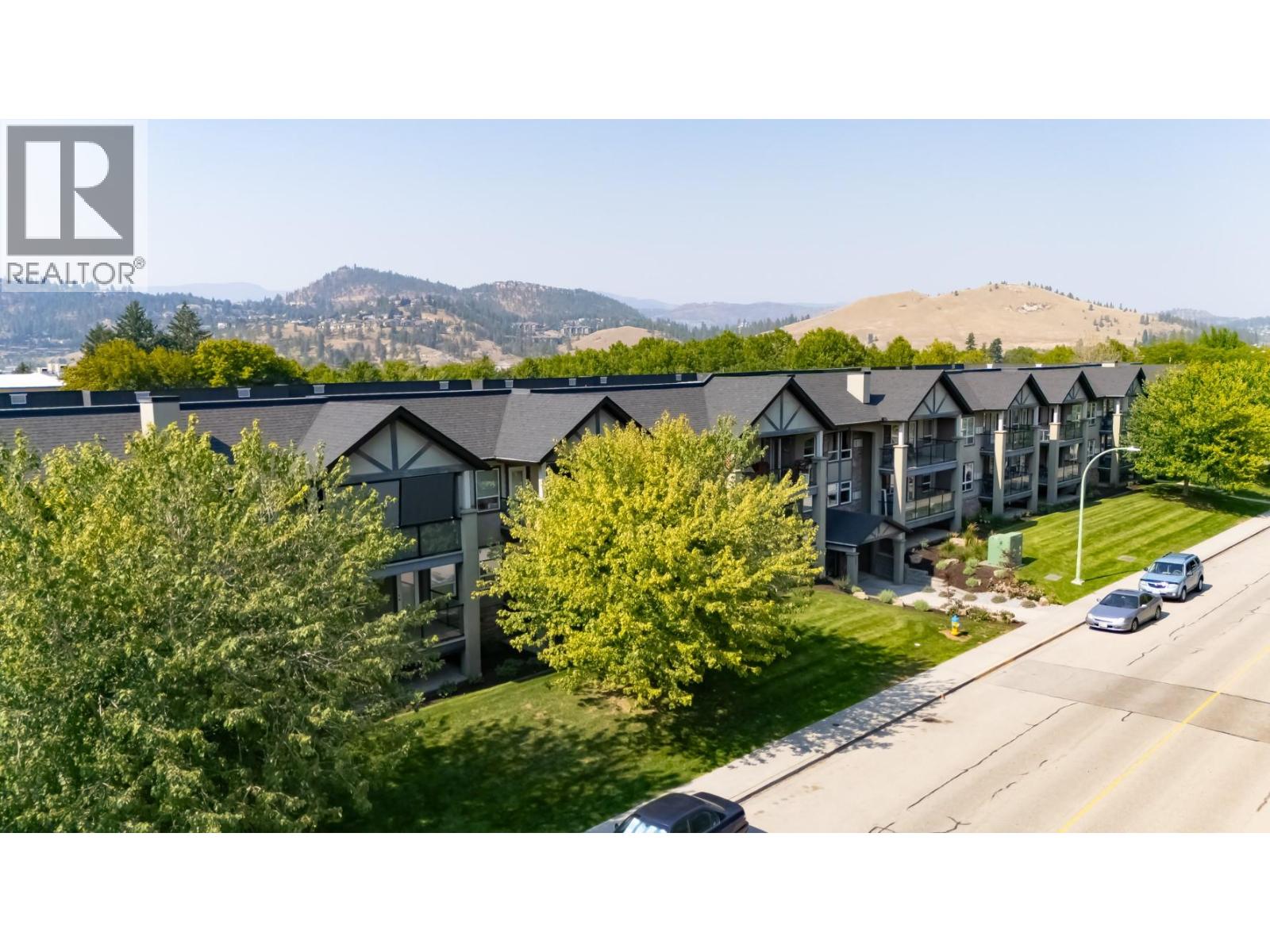 102 260 Franklyn Road, Kelowna