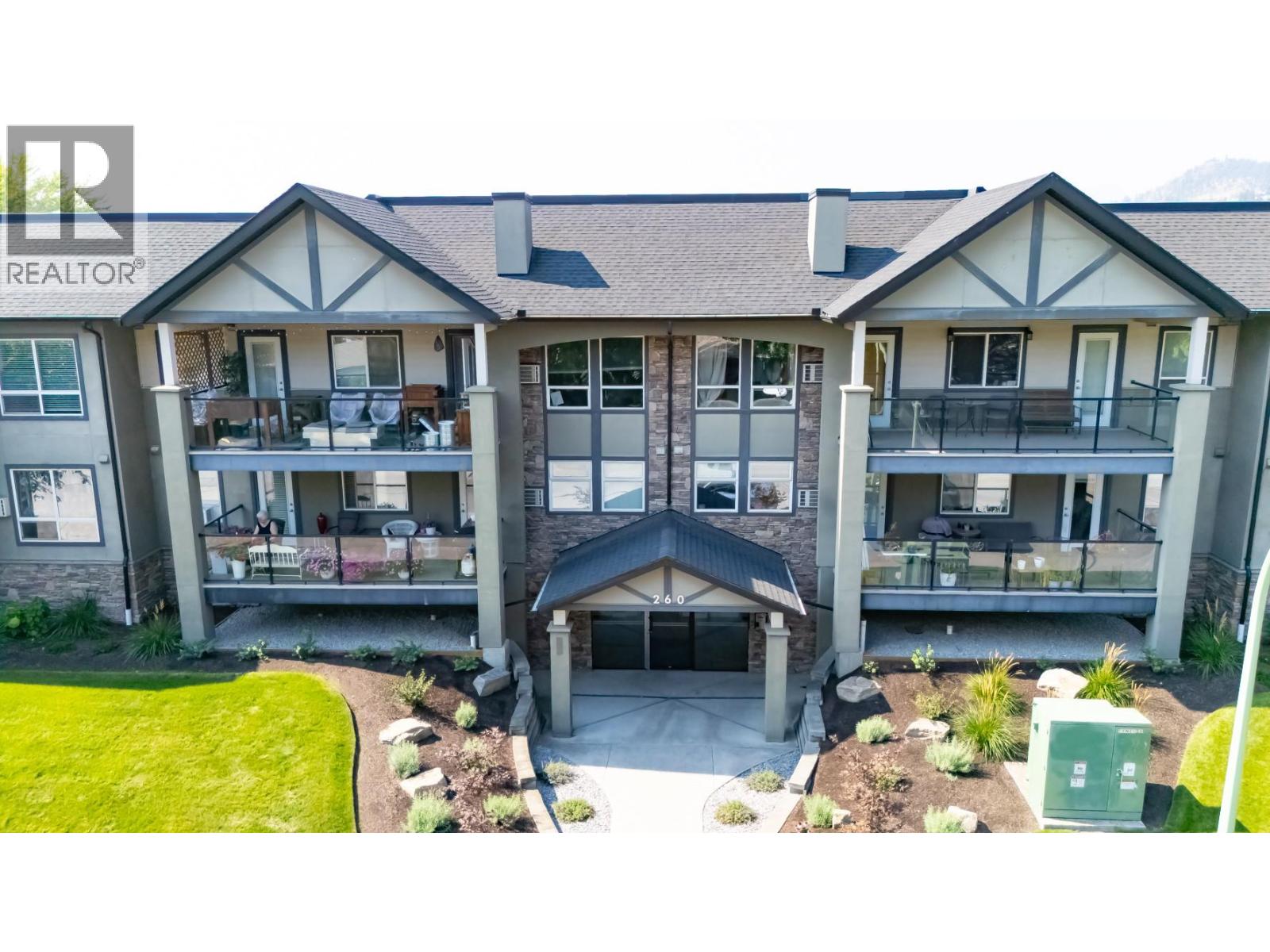 102 260 Franklyn Road, Kelowna