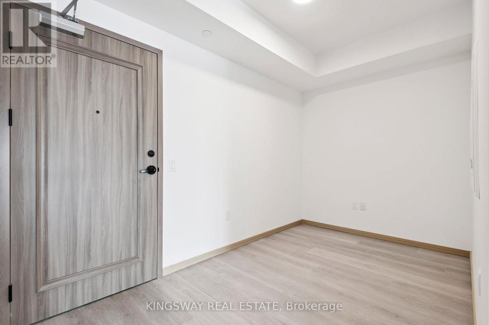 Photo 11 of 310 3421 Sheppard Avenue E, Toronto ON