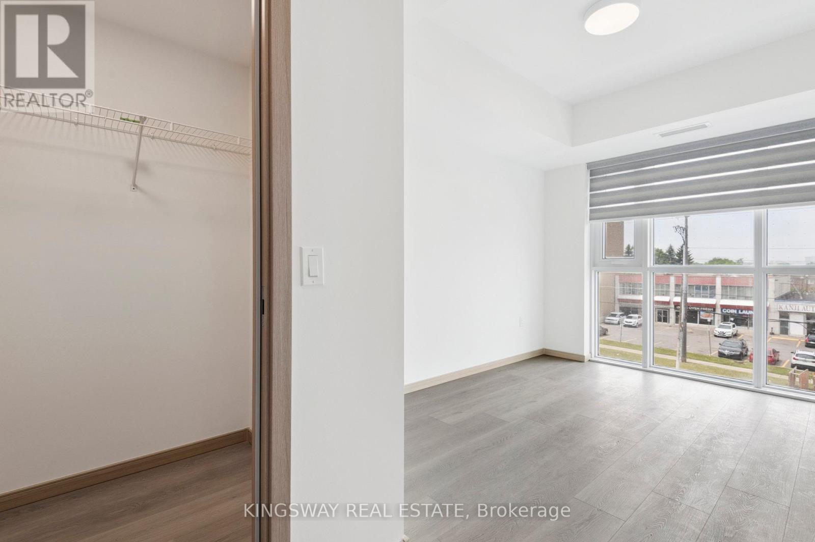 Photo 24 of 310 3421 Sheppard Avenue E, Toronto ON
