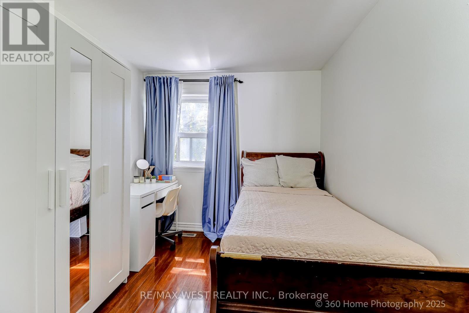 Photo 17 of 10 21 Trailridge Crescent, Toronto ON