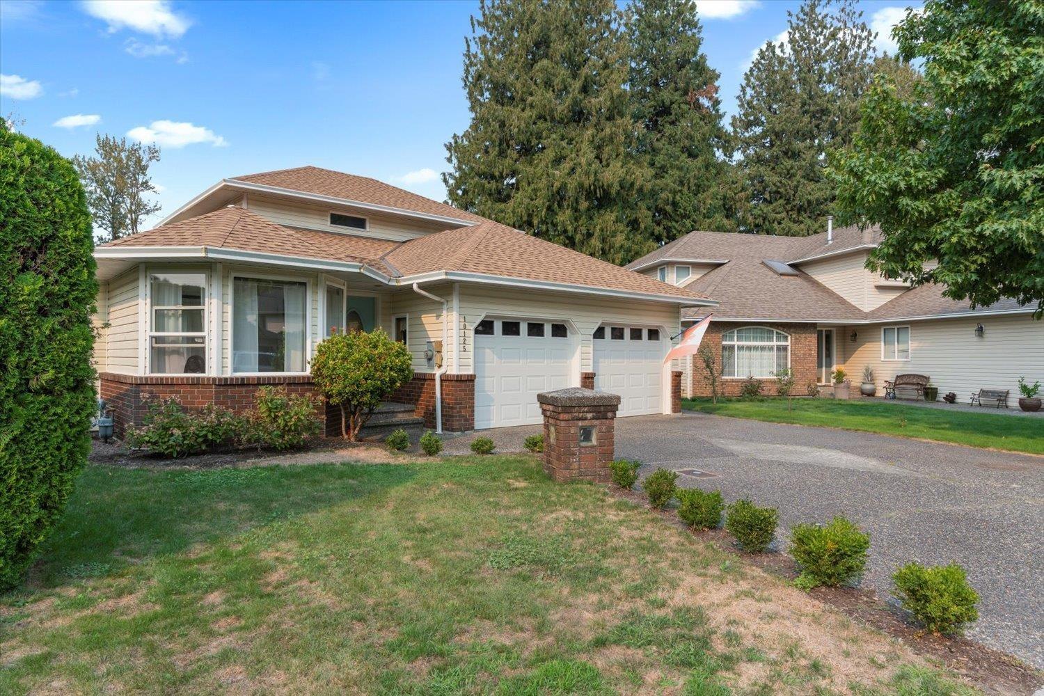 Photo 3 of 10125 Beaver Crescent Little Mountain, Chilliwack BC