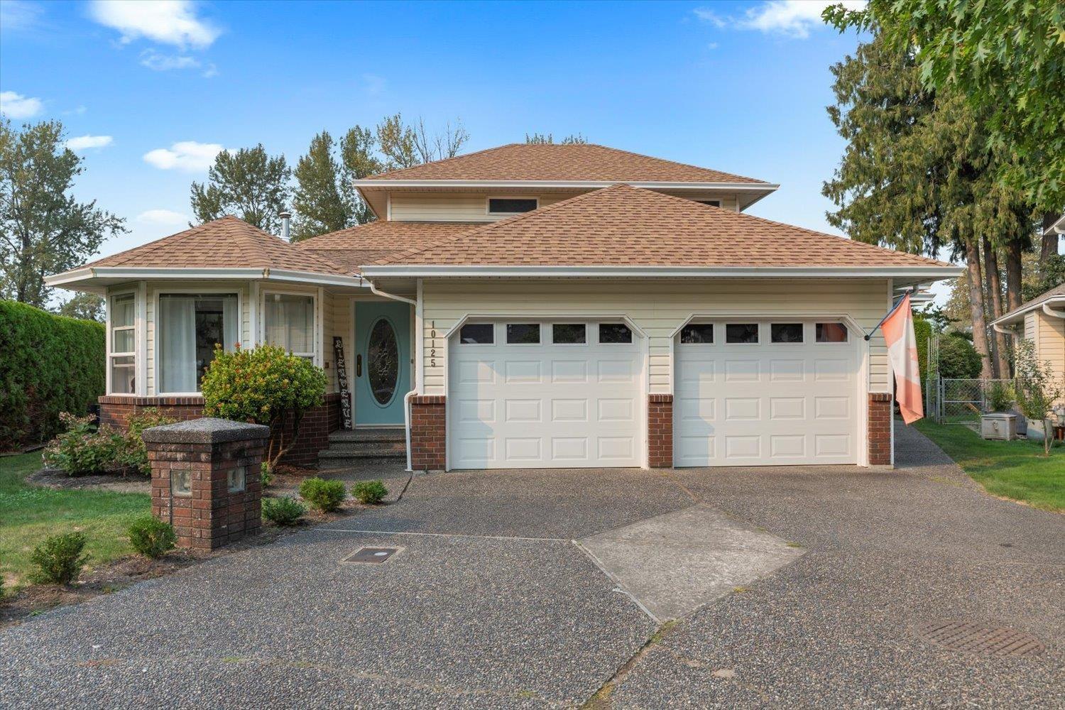 Photo 2 of 10125 Beaver Crescent Little Mountain, Chilliwack BC