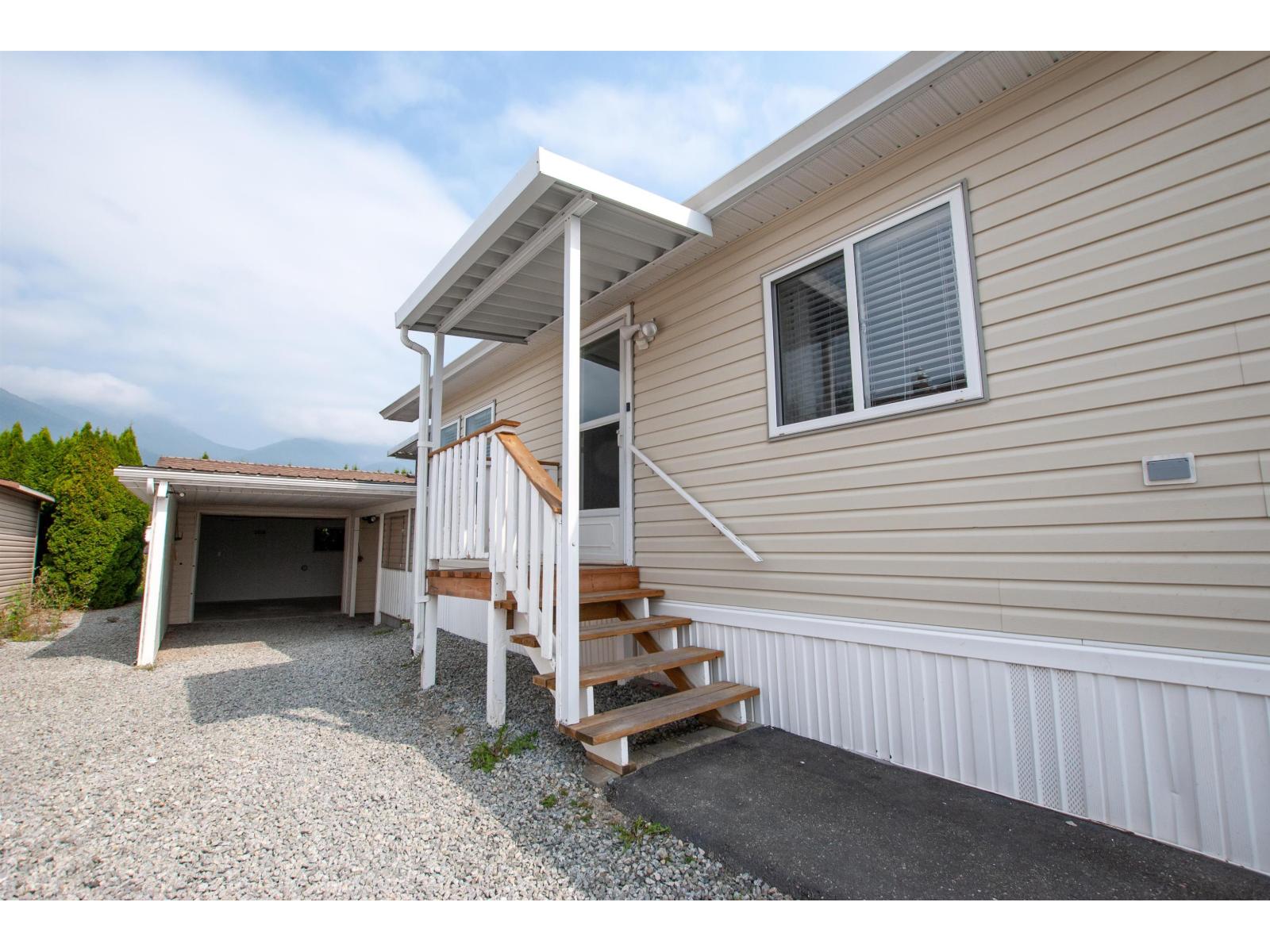 Photo 4 of 91 41168 Lougheed Highway, Mission BC