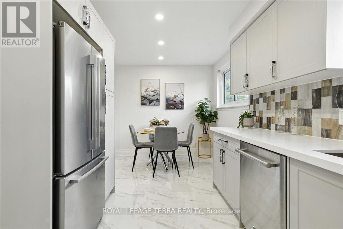 Photo 19 of 1382 Fundy Street, Oshawa ON