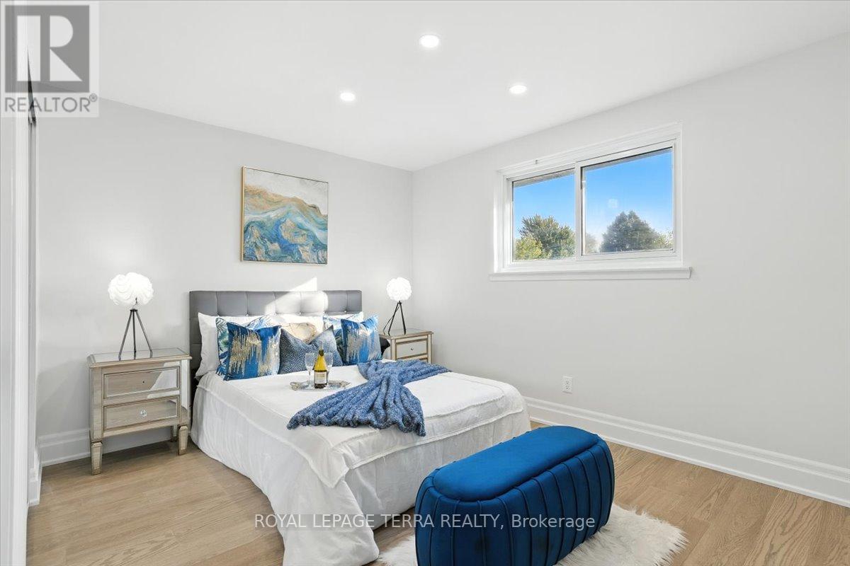 Photo 23 of 1382 Fundy Street, Oshawa ON