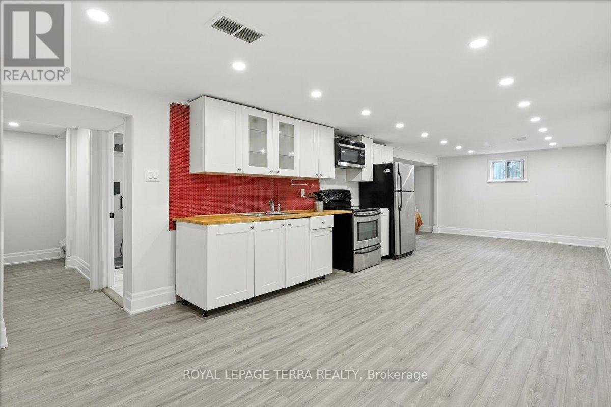 Photo 35 of 1382 Fundy Street, Oshawa ON