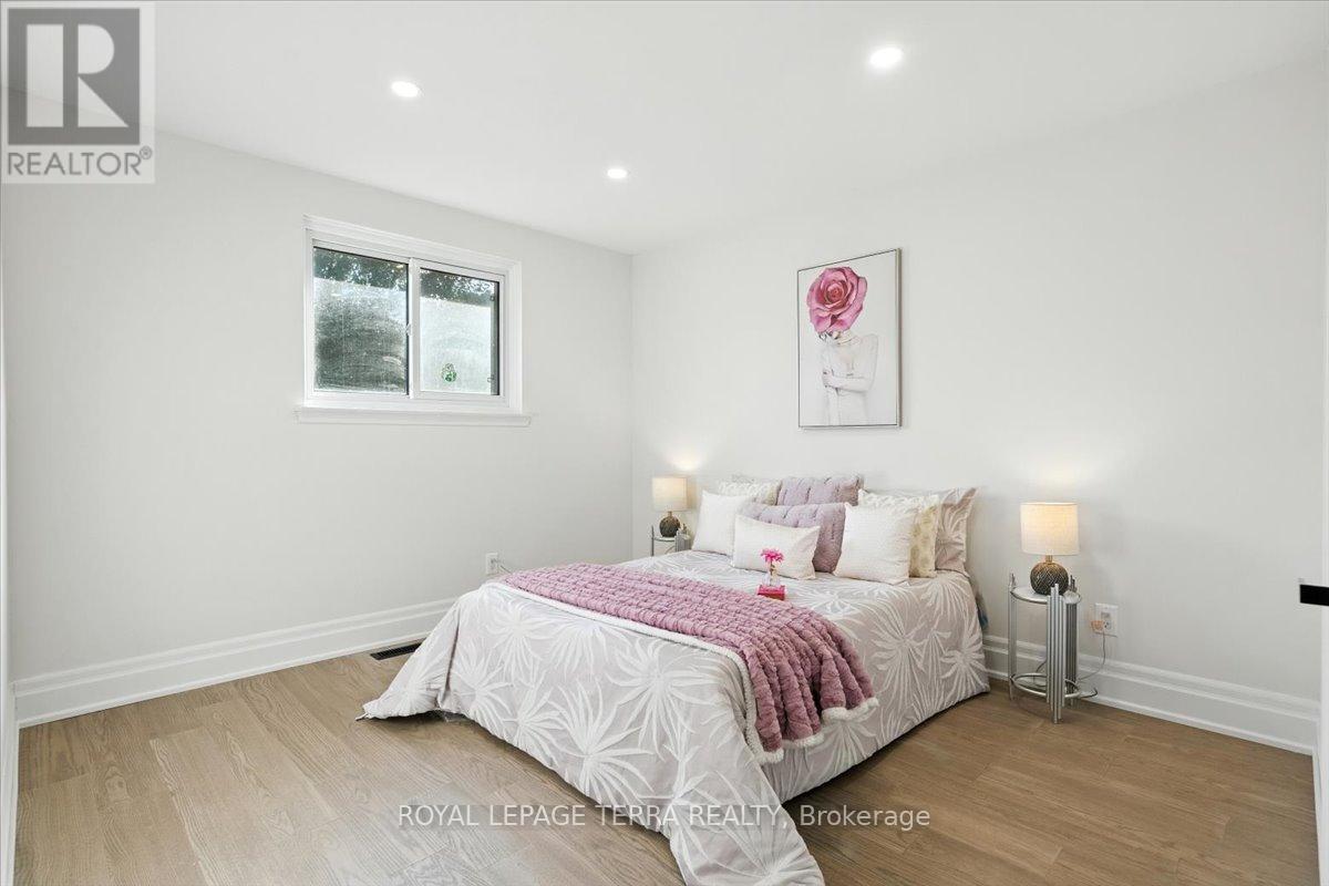 Photo 26 of 1382 Fundy Street, Oshawa ON