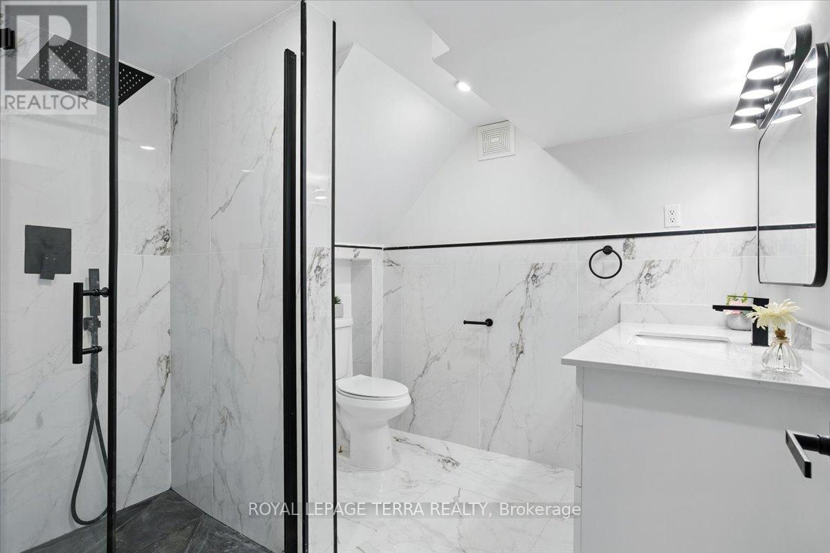 Photo 44 of 1382 Fundy Street, Oshawa ON