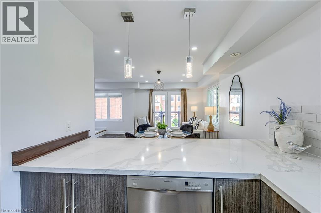 Photo 16 of 2468 Post Road Unit 22, Oakville ON