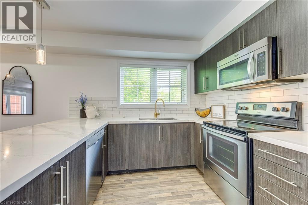 Photo 15 of 2468 Post Road Unit 22, Oakville ON