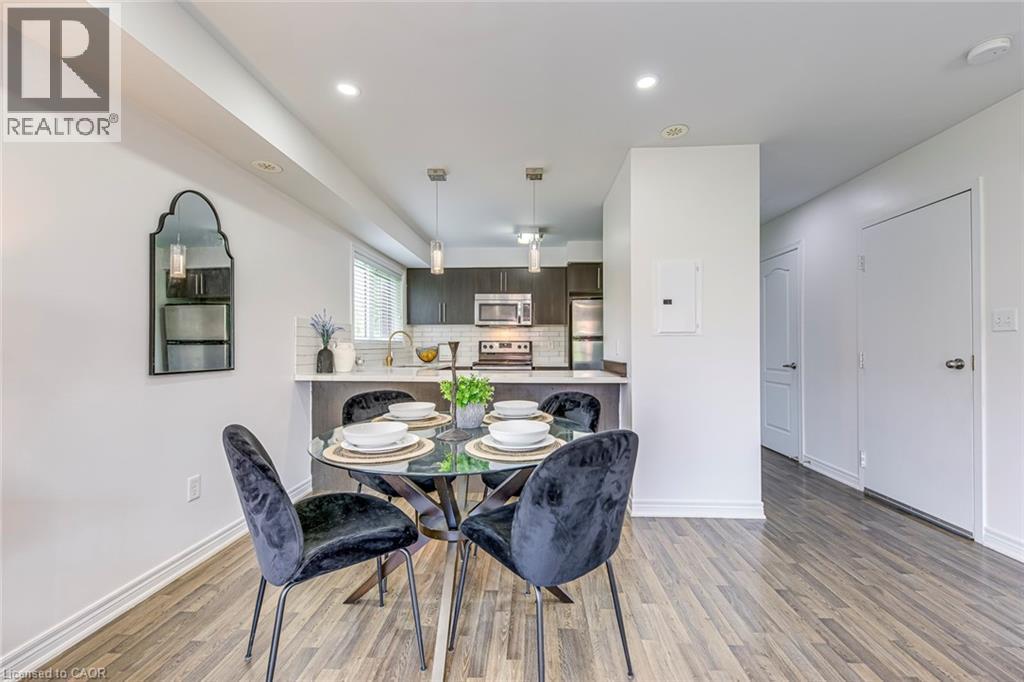 Photo 11 of 2468 Post Road Unit 22, Oakville ON