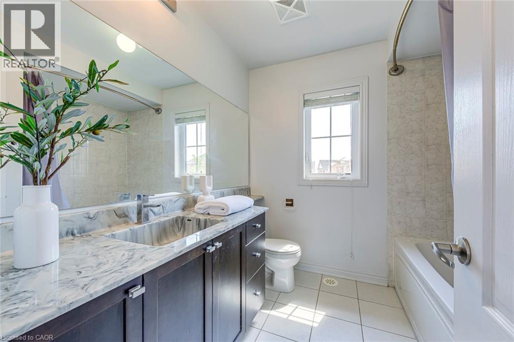 Photo 30 of 2468 Post Road Unit 22, Oakville ON