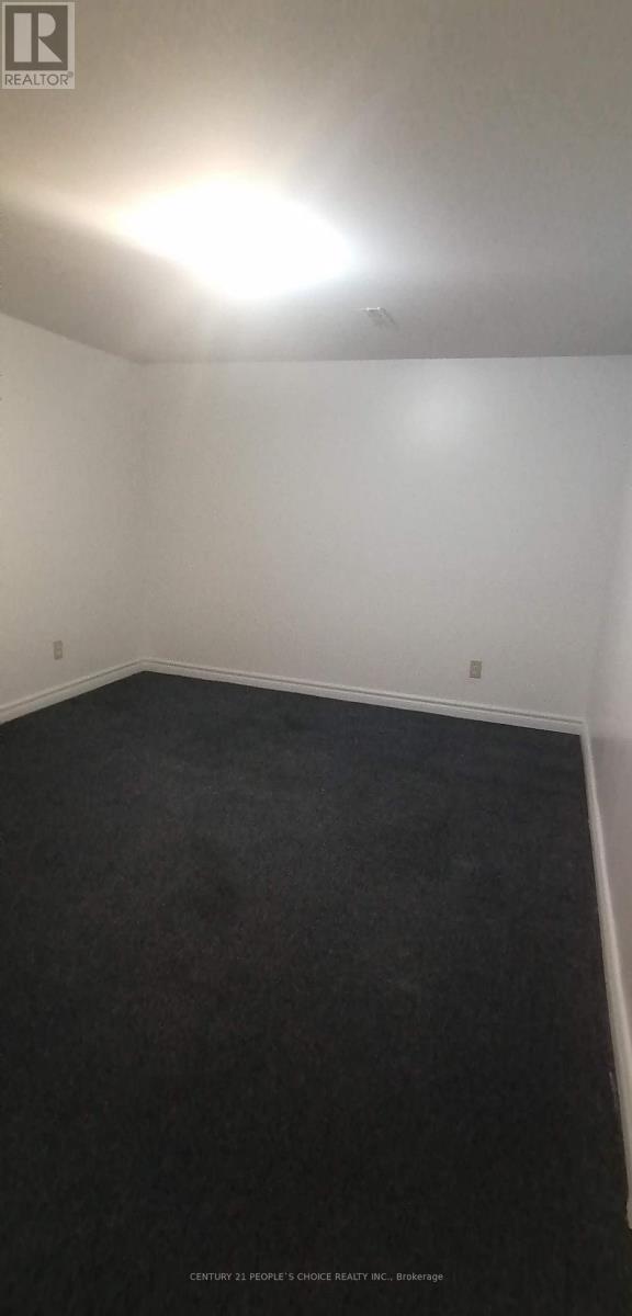 Photo 30 of 9 17 Gosford Boulevard, Toronto ON