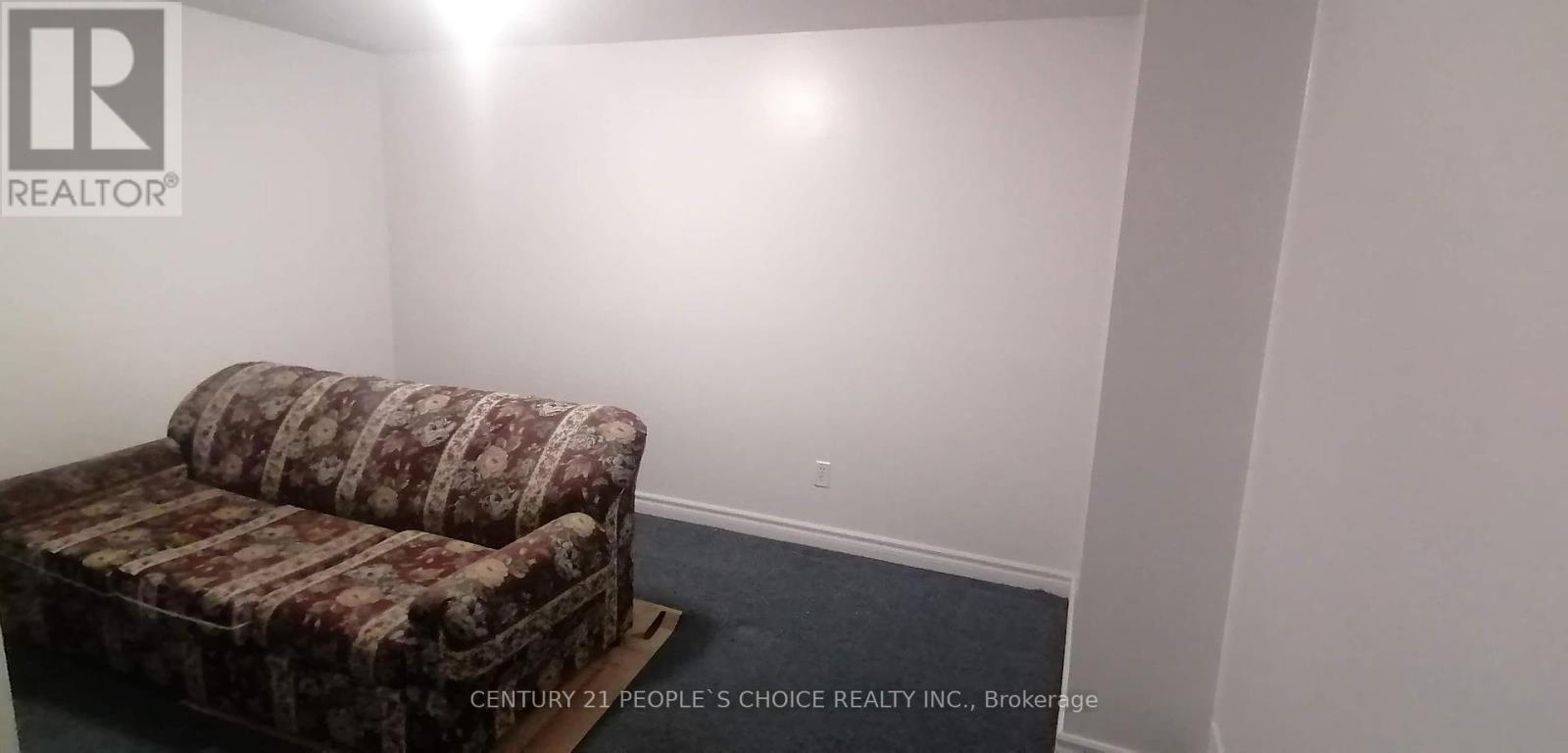 Photo 27 of 9 17 Gosford Boulevard, Toronto ON