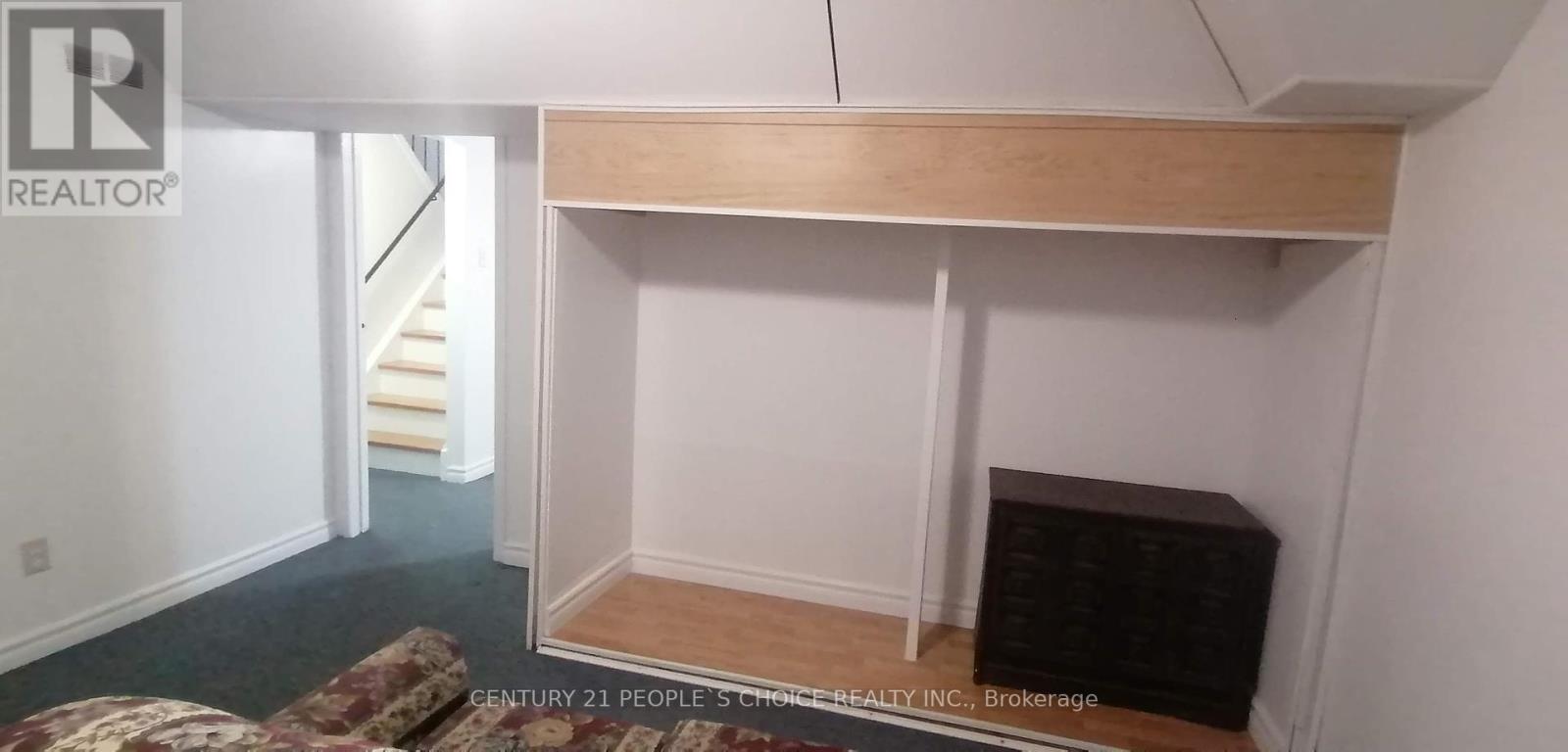 Photo 29 of 9 17 Gosford Boulevard, Toronto ON