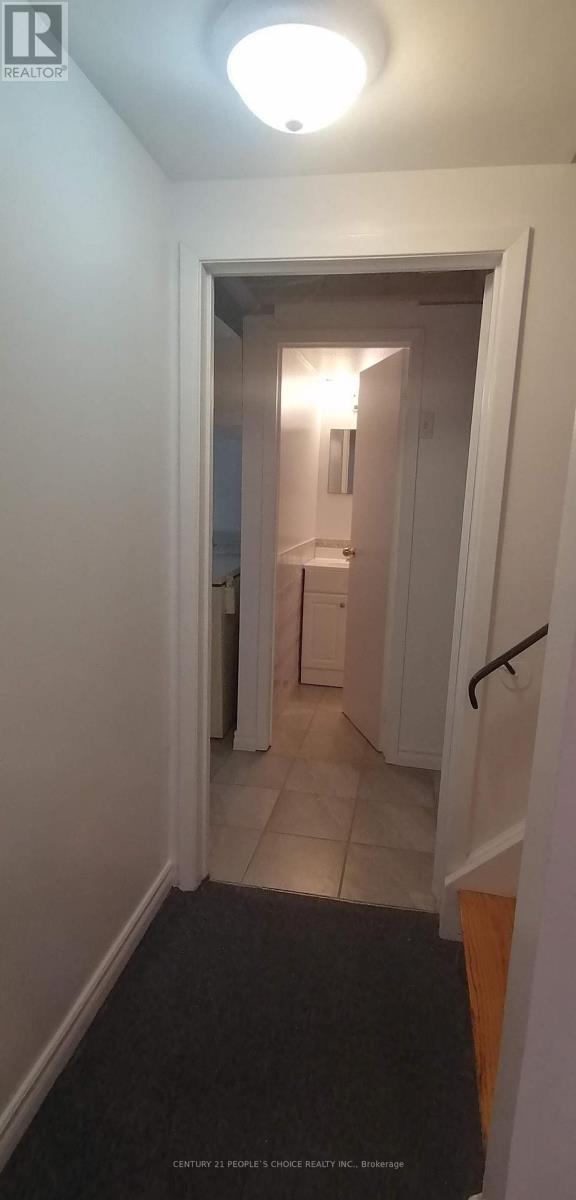 Photo 33 of 9 17 Gosford Boulevard, Toronto ON