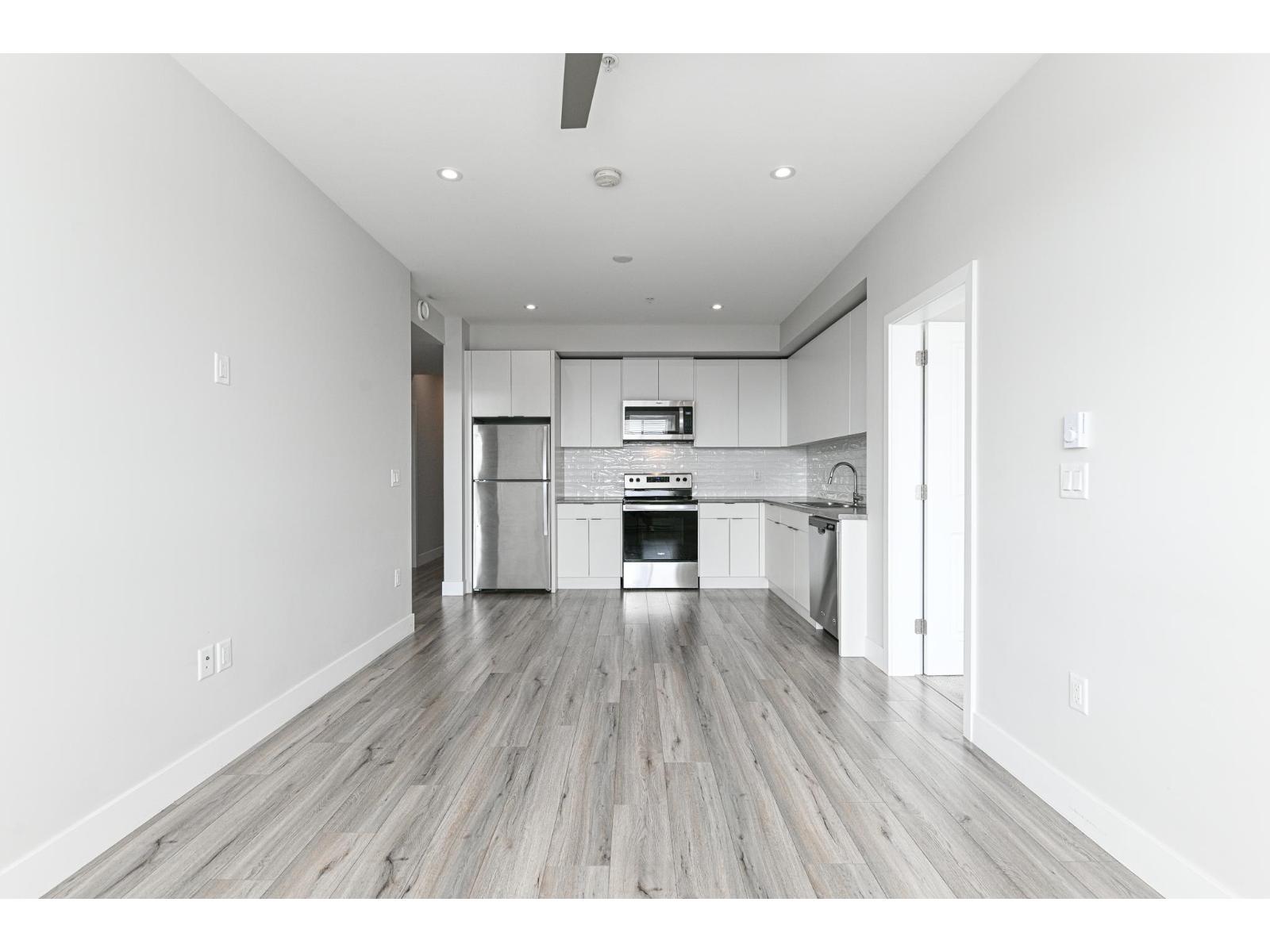 Photo 8 of 408 1514 Mccallum Road, Abbotsford BC