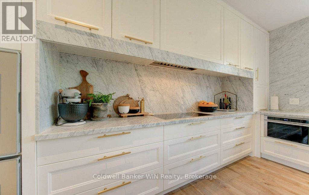 Photo 13 of 422 Rideau River Street, Waterloo ON