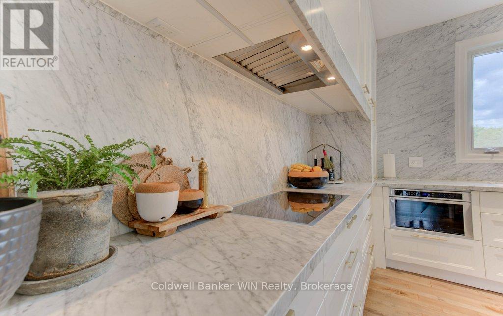 Photo 14 of 422 Rideau River Street, Waterloo ON
