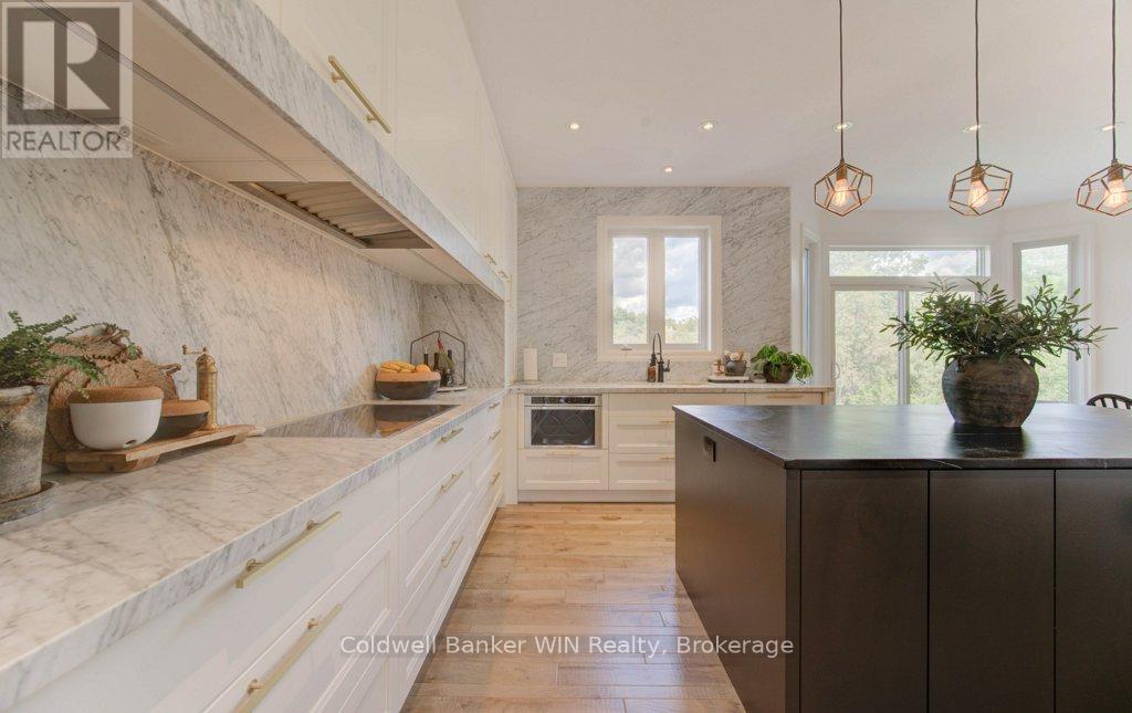 Photo 15 of 422 Rideau River Street, Waterloo ON