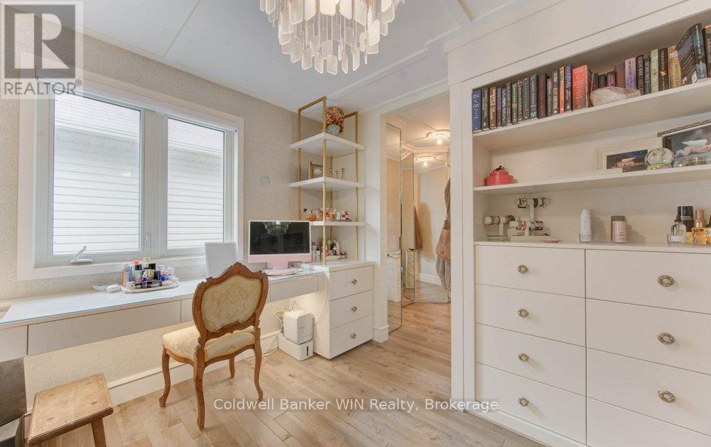 Photo 36 of 422 Rideau River Street, Waterloo ON
