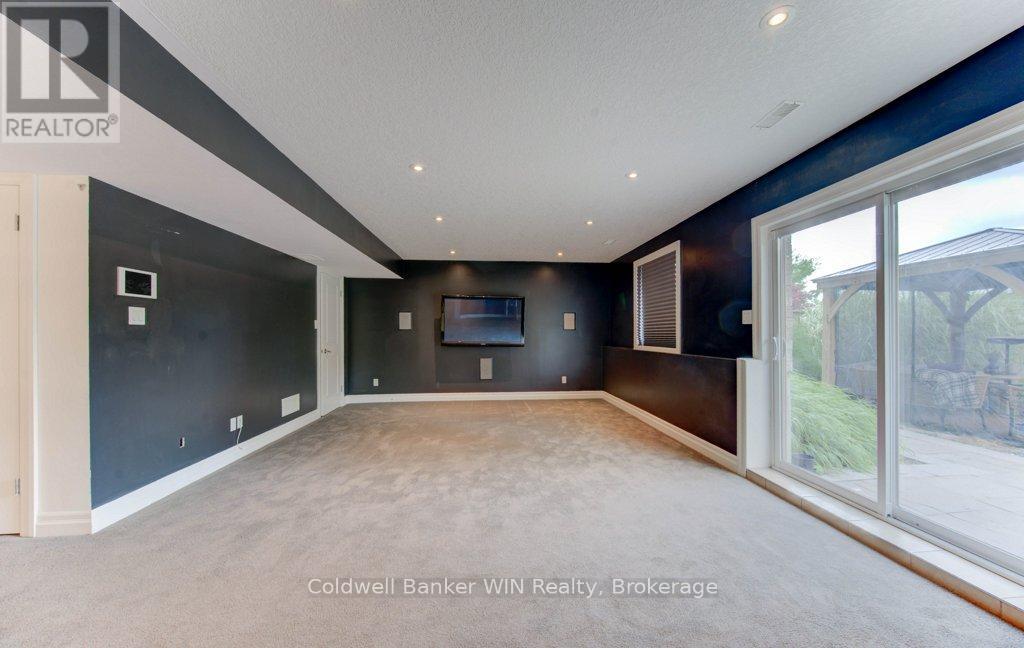 Photo 38 of 422 Rideau River Street, Waterloo ON