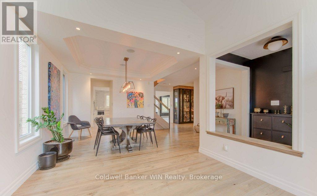 Photo 6 of 422 Rideau River Street, Waterloo ON