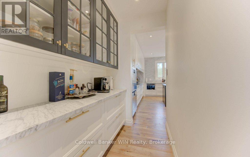 Photo 9 of 422 Rideau River Street, Waterloo ON