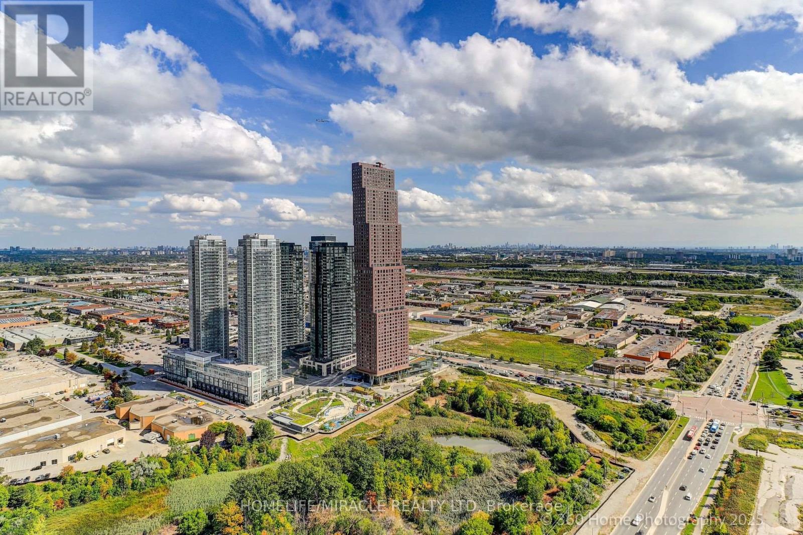 Photo 1 of 4202 7890 Jane Street, Vaughan ON
